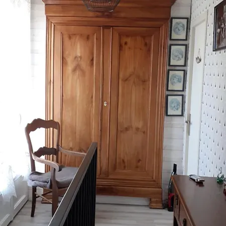 Chez Sylvie Homestay Soyaux